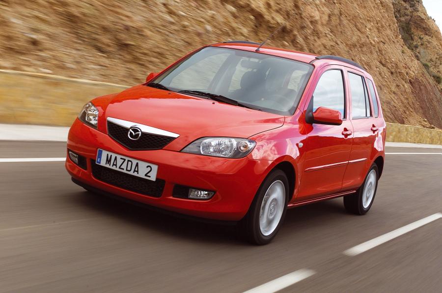  Mazda2 2002 года  (фото 32 из 113)